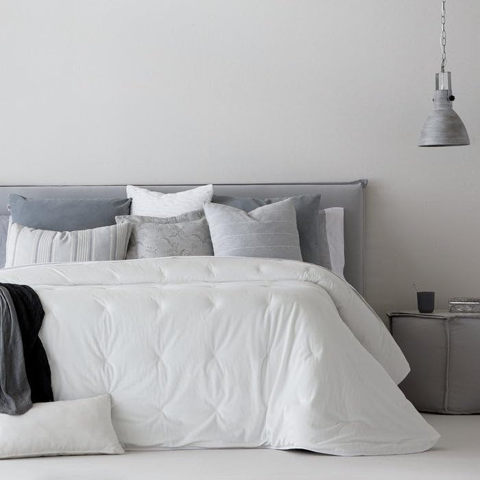 Henko - Colcha Invierno Cama 150 - Tejido Aterciopelado Color Blanco - Napa de 200 gr - Fabricado en España - 250x270 cm (Jess Blanco)