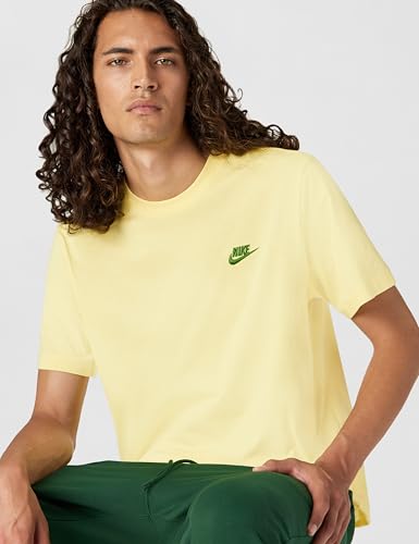 Image of Nike Men's Sportswear Club T-Shirt