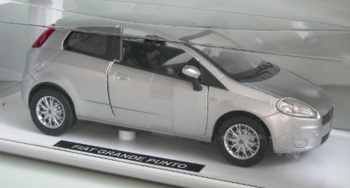 Preisvergleich Produktbild NewRay FIAT Grande Punto Silber 1:24 Modellauto [Spielzeug] [Spielzeug]