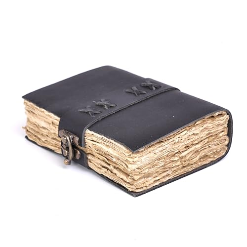 Carnet d'écriture antique en cuir noir 20x15 cm : le cadeau vintage idéal avec verrou