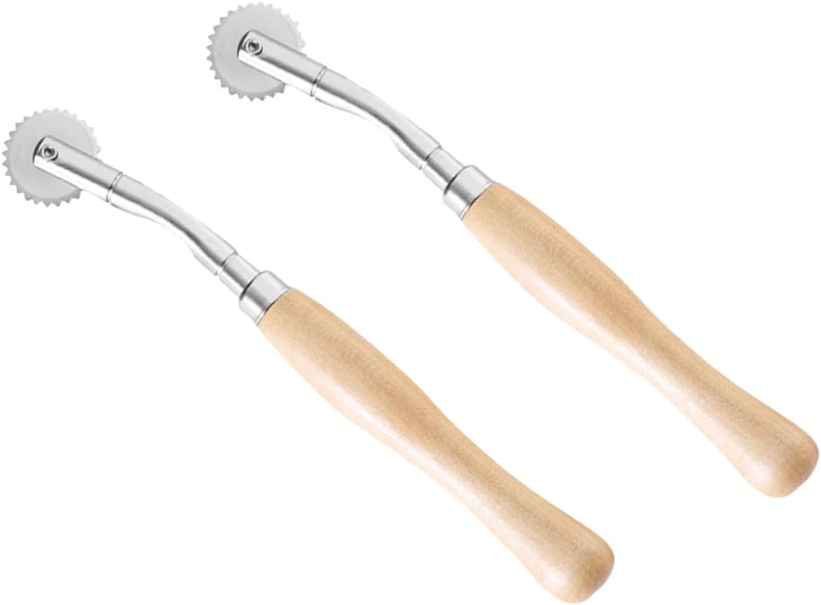 TEHAUX 2pcs Toothed Cloth Wheel Sewing Tool with Wooden Handle Stainless Steel DIY Handcraft Tool for Cross-Stitching and Dressmaker Sewing Accessories