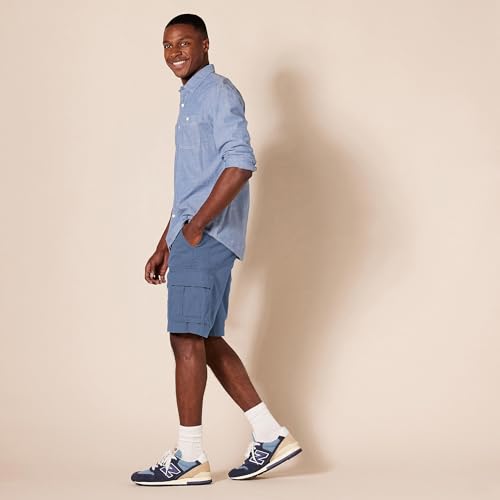 Image of Amazon Essentials Men's 10 inch Classic-Fit Cotton Twill Cargo Shorts with Multiple Pockets, Zip Fly, Button Waist (Available in Big & Tall)