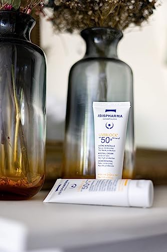 IsisPharma Intensive protective fluid Summer Collection Women
