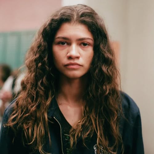 Euphoria Cast Exclusive: Grief and The Wild West Of Season 3