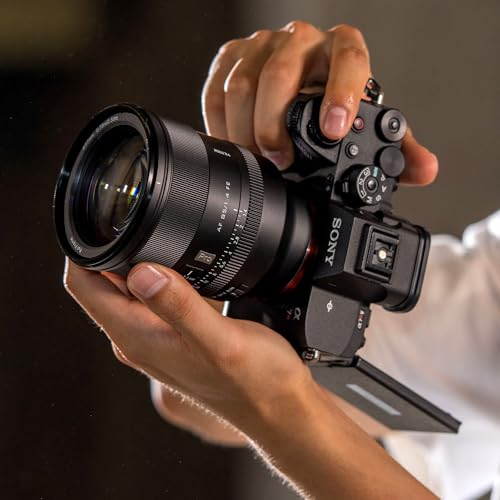 Image of VILTROX 85mm F1.4 Pro FE Full Frame Lens Auto Focus Large Aperture Prime Portrait Lens with Hyper VCM Motor Compatible with Sony E-Mount Cameras a7c a7RII a7RIII a7RIV a7SIII a9 FX3 A1 A93 ZVE1