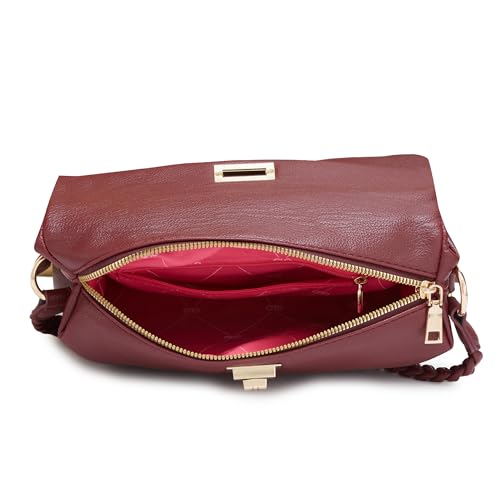Image of Globus Women Black Solid Party Handheld Bag