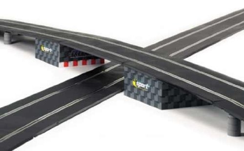 Track Support Bridge C8149 evita caídas de tensión elevando tramos de pista slot de escala 1:32