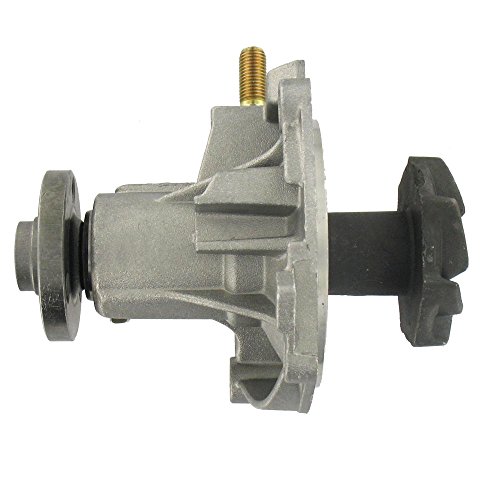 SKF Motorkühlwasserpumpe mit Stehbolzen mit Dichtungen VKPC 88200 Höhe 125 mm Länge 190 mm Breite 137 mm - OE-Qualität