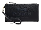 Logo “THE POUCH MARC JACOBS” impresso a rilievo con finitura tono su tono