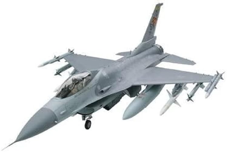 Tamiya Lockheed Martin F-16CJ Blk 50 1/32 Jet