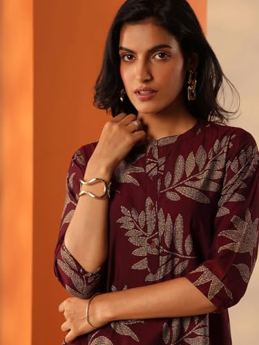 Image of Libas Printed Silk Blend Straight Kurti Suit