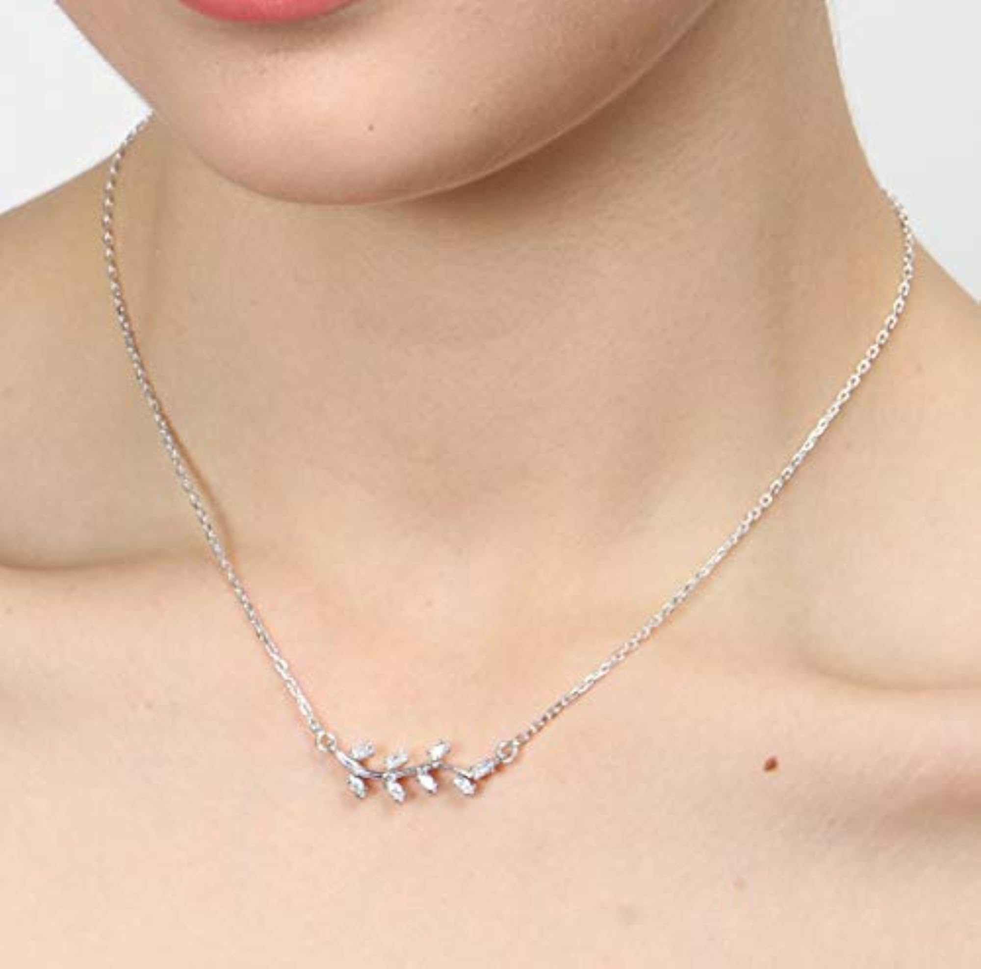 925 Sterling Silver Leaf Pendant Earring Chain Jewellery Set
