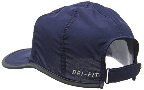nike featherlight dri fit hat mens