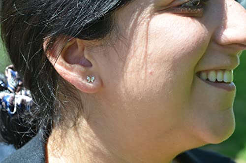 14K Yellow Gold Cz Tiny Butterfly Stud Earrings - 0.24in4