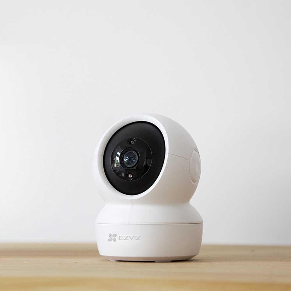 EZVIZ C6N Telecamera Wi-Fi Interno 2K Plus Videocamera Sorveglianza Interno 4MP Pan/Tilt/Zoom Compatibile Alexa, Rotazione a 360°, Visione Notturna, Tracciamento del Movimento e Audio Bi-direzionale
