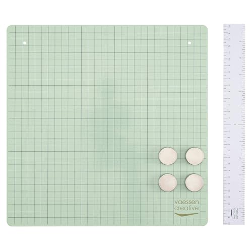Vaessen Creative Superficie de Trabajo Magnética 30,5 x 30,5 cm Menta-Tablero de Metal con Regla e Imanes-para Manualidades, Tarjetería, Estampación, Bordado, Scrapbooking y Plantillas, 30,5x30,5cm