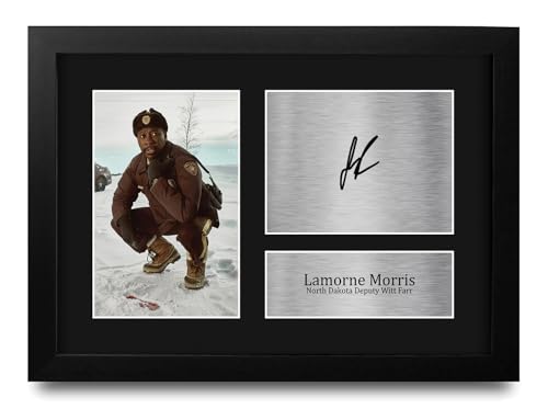 HWC Trading Lamorne Morris Fargo North Dakota Deputy Witt Farr Geschenke Gedrucktes Signiertes Autogramm Foto für Fans von Fernsehshows - A4 Gerahmt für 29,99 EUR bei amazon.de Bild: HWC Trading Lamorne Morris Fargo North Dakota Deputy Witt Farr Geschenke Gedrucktes Signiertes Autogramm Foto für Fans von Fernsehshows - A4 Gerahmt für 29,99 EUR bei amazon.de