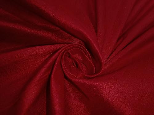 Tissu Dupioni pure soie rouge sang idéal pour confectionner une robe de soirée