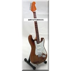 RORY GALLAGHER Miniature Mini Guitar Fender Strat - Les Beatles, Paul McCartney, John Lennon, RIngo Starr, George Harrison