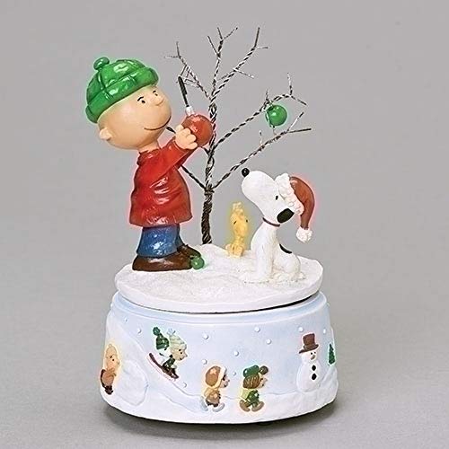 Charlie Brown and Snoopy Snowy White Glitter 7 x 5 Resin Holiday Musical Figurine
