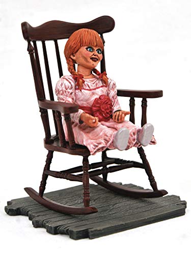 Diamond Select Toys Gallery: Annabelle Movie PVC Statue (DEC192338)