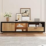 Amplio armario para TV: la consola de TV de madera de nogal ofrece tres estantes abiertos y un compartimento para DVD, PS5 y libros. Un estante extraíble y una abertura para cables garantizan el orden. Un soporte de TV para videojuegos indispensable.