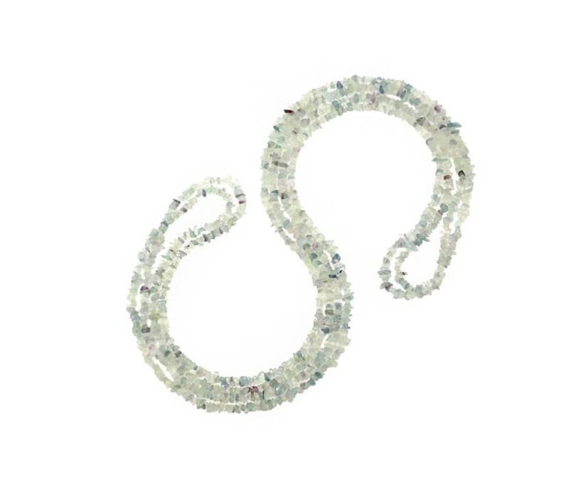 Fluorite naturelle de 500 cts en copeaux précieux pour haute joaillerie artisanale