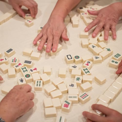 Mini Mahjong Set, Traditionelles Chinesisches Mah Jong für Reise, 144 Majong Spielsteine mit edler Holzschatulle, Reise Mahjong Spielset Beige, komplettes Majong-Spiel-Set für Versammlungen, Tischspie