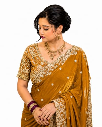 Image of DESTY Saree with Intricate Gold Embroidered Border & Designer Blouse