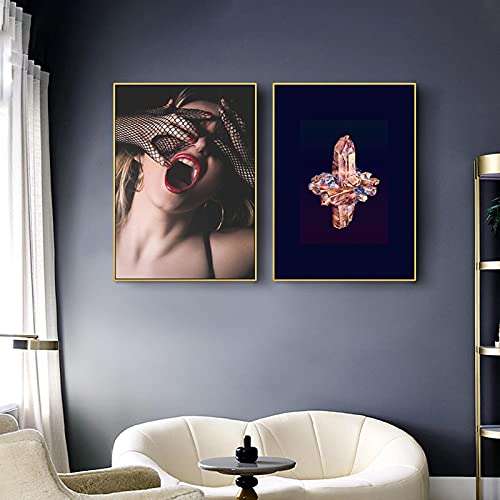 Tableau moderne fille mode : résolvez le vide de vos murs avec ce duo scandinave