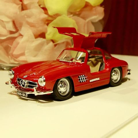 Image of BlackZone 1:24 Scale 1955 Mercedes-Benz 300sl Vintage Model Toy Car with Sound and Light Function, Children's Toy Model Car with Pullback Function, Collector's Quality (1:24 Red)