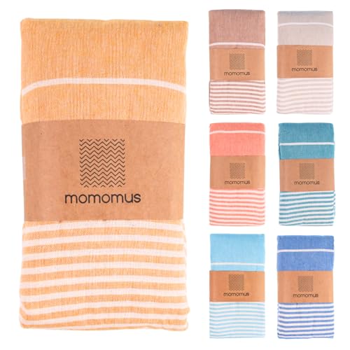 MOMOMUS Fouta Playa XXL, con Flecos y 100% Algodón – Ideal como Toalla de Playa Grande Antiarena, Manta de Picnic sin Arena, Pareo Gigante o Alfombra de Piscina – Mostaza, 210x240 cm