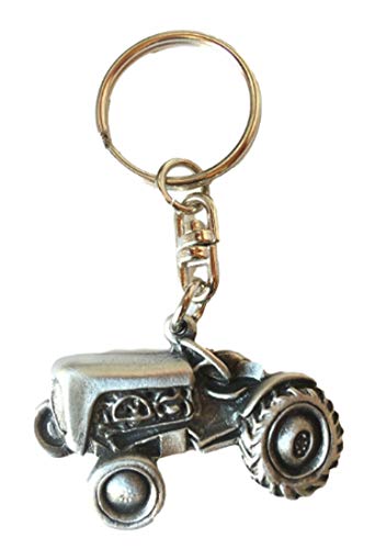 Emblems-Gifts Tracteur Vintage Fait à la Main Étain Porte-Clés + Badge + Pochette en Organza