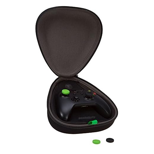 Snakebyte Game Kit 3m Play and Charge Cable and 4 Control Caps (Xbox One) [UK-Import]