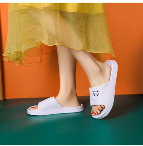 Cute Bear Slippers For Women Summer Feeling Soft Platform Non-Slip Sandals Antislip Indoor Outdoor Slippers kawaii Gifts for Women Men3