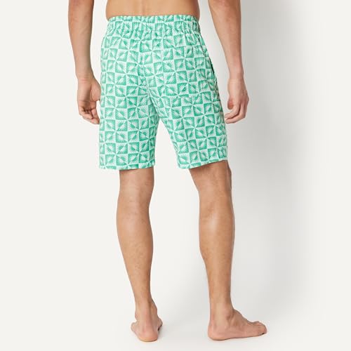 Image of Amazon Essentials Men's 9 inch Swim Trunks with Mesh Lining, Pockets, Drawstring Closure