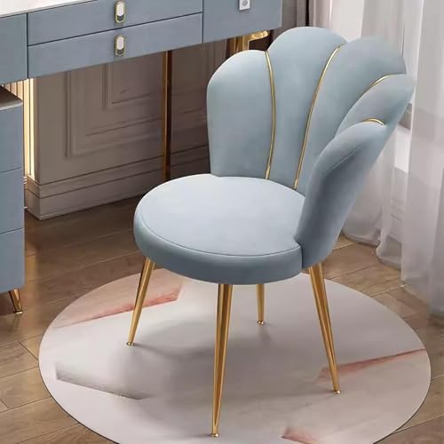 Silla de maquillaje para crear un rincón de tocador acogedor en tu salón 2