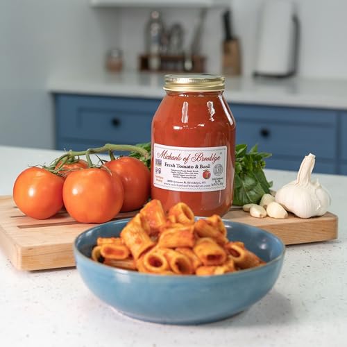 Image of Michael's of Brooklyn Fresh Tomato & Basil Sauce, 16 oz Jar (Pack of 2) - Gourmet Italian Pasta Sauce with Imported Italian Tomatoes, Olive Oil, Garlic and Parsley - Gluten Free and Non-GMO