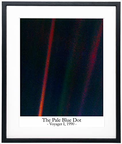 Foto de Pale Blue Dot enmarcada, el regalo ideal de inauguración de casa