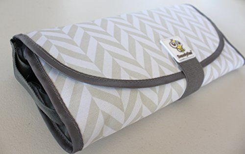 SnoofyBee Portable Clean Hands Changing Pad. 3-in-1 Diaper Clutch, Changing Station, and Diaper-Time Playmat with Redirection Barrier for Use with Infants, Babies and Toddlers (Herringbone)
