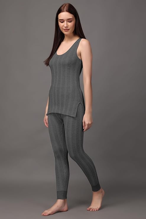 Image of REVEXO Winter Wear Ladies /Women /Girl, Poly Cotton Thermal Set (Round Neck Upper /Top + Lower /Trouser) Set of 01