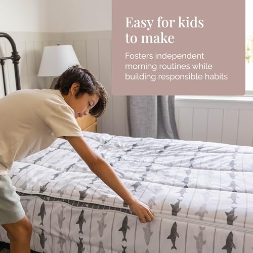 Image of Beddy's Great White Shark Durable Zipper Bedding for Kids - Bed in a Bag - Gray Striped Sheets & Comforter with Grey Sharks - Includes 2 Pillowcases & 2 Shams - Full