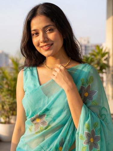 Image of AKHILAM Women's Cotton Saree with White Daisy Floral Prints Tassel Pallu Lightweight Summer Saree