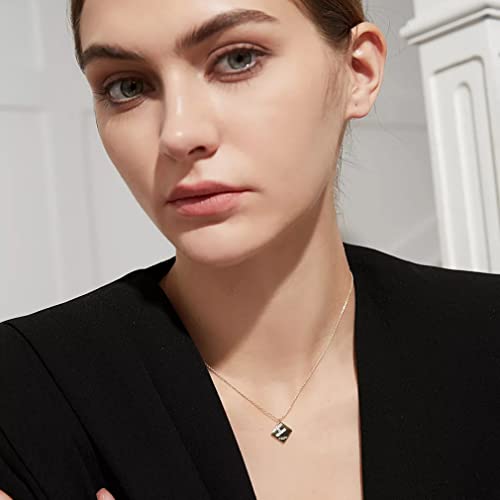 Colliers à pendentif - Le cadeau idéal pour célébrer les femmes de votre vie