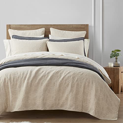 Image of HiEnd Accents Tempe Matelasse 2 Piece Comforter Set with Pillow Sham, Twin Size, Aztec Pattern, Textured Modern Rustic Southwestern Luxury Bedding, 1 Comforter, 1 Pillowcase | 3 Piece Comforter Cover Set with Shams, Woven Aztec Matelasse Pattern, Cotton, Modern Rustic Western Southwestern Bedding Set