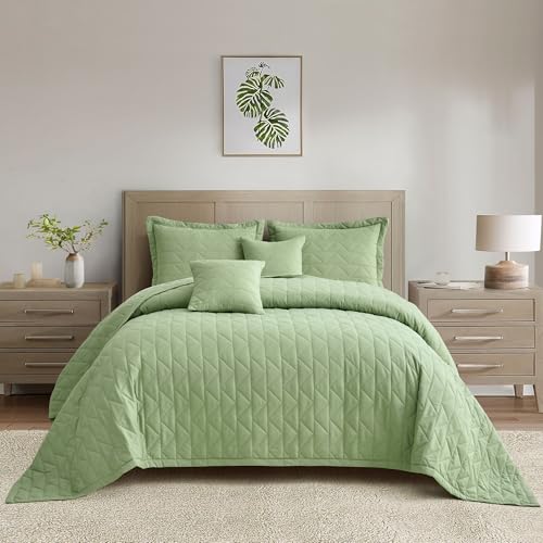 Image of Oversized King Bedspread, Geometric Diamond Stitched Quilt Set King /Cal King, Lightweight Reversible Coverlet, Straight Edge - Natural Modern Look, 5 Piece, Sage Green