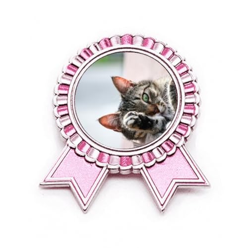 Broche rose en métal M motif chat : un bijou animalier élégant