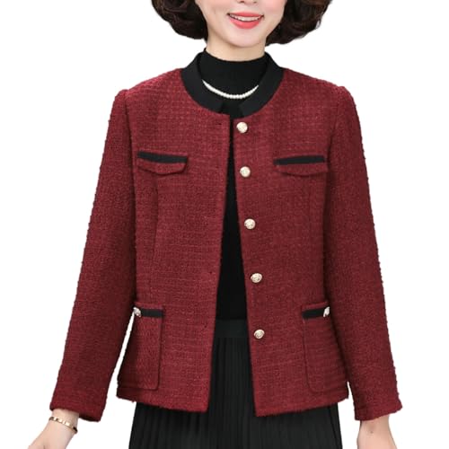 Veste courte en tweed bordeaux pour rester élégante sans avoir froid à la mi-saison