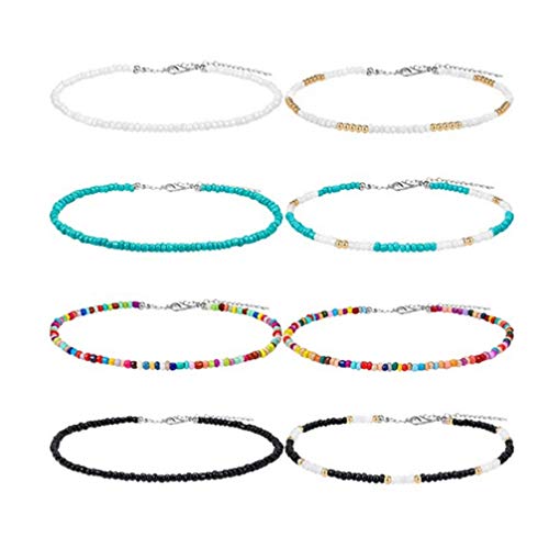 Collier de perles boho avec pendentifs colorés : ras du cou court et léger