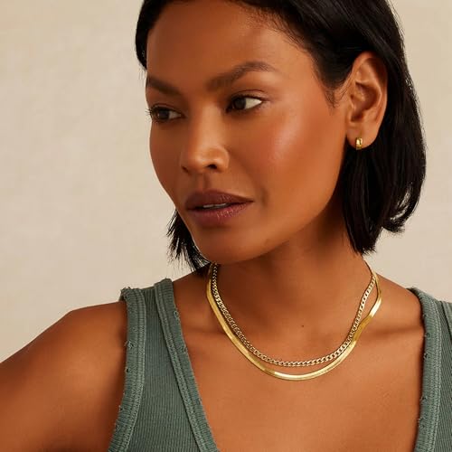 Layered Gold Necklaces for Women - 18K Gold Plated Herringbone Paperclip Chain Pearl Cuban Twist Rope Chain Necklace Waterproof Jewelry Dainty Choker Necklace Gold Jewelry for Women Gifts2